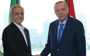 Türkiye ready to support efforts for peace, Erdoğan tells Iranian counterpart