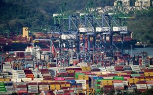 Panama eyes new China maritime deal despite Trump pressure