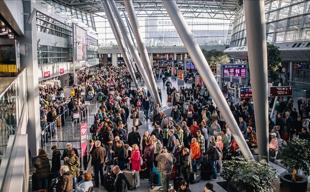 Munich airport briefly halts flights after drone alert