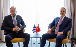 Turkish, Greek foreign ministers hold talks in Sofia