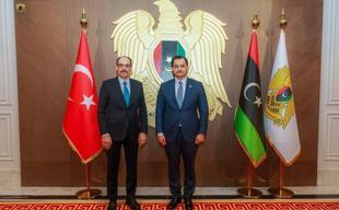 Turkish intelligence chief meets Libyan commander Haftar