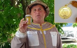 Turkish beekeeper’s honey wins golden medal in UK