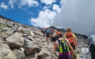 Nearly 4,000 climbers scale eastern Türkiye’s Mount Ağrı