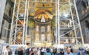 Hagia Sophia restoration continues with dome work