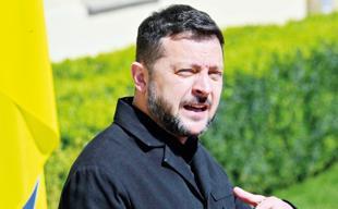 Zelensky says Ukraine ready for de-escalatory steps