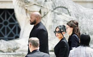 Kardashian awarded 1 euro for 2016 Paris robbery