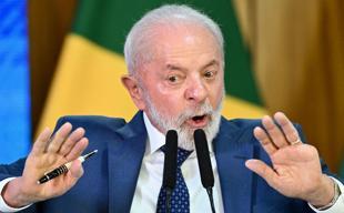 Lula, Bolsonaro trade scandal fire in final scramble for votes