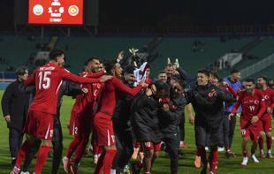 Türkiye thrashes Bulgaria in World Cup qualifiers