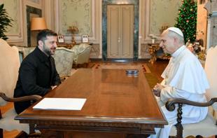 Ukraine’s Zelensky refuses to cede any territory to Russia