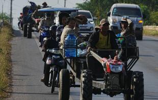 Cambodia-Thailand clashes spread on border as toll rises