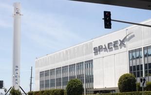 Elon Musk signals plan to launch IPO for SpaceX