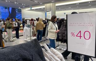 November discounts bring little boost to physical stores
