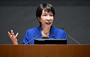 Japan government approves record 122 trillion yen budget
