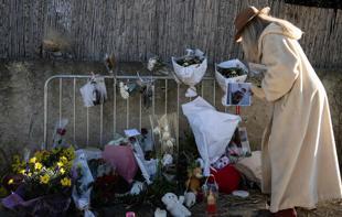 Bardot to be buried in Saint-Tropez amid tribute debate