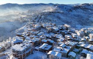 Türkiye braces for avalanche risk as deep freeze hits