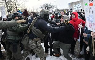 Protesters, US law enforcers clash