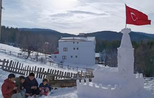 Sivas children snow ‘Kız Kulesi’ replica wins minister invitation
