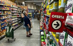 Argentina sees lowest year-end inflation since 2017