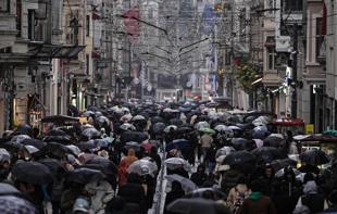 Türkiye shivers as brutal cold front locks nation in icy embrace