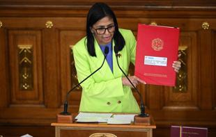 Venezuelan interim leader vows oil sector reform