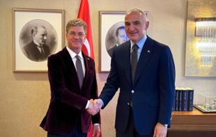 Sağtürk steps down as State Opera and Ballet chief