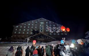 Families release lanterns into sky to honor victims of Bolu hotel fire