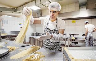 Turkish ‘kadayıf’ craze sweeps South Korea as demand surges across East Asia