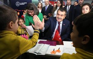 Minister signals lawsuit over ‘secularism statement’ amid Ramadan circular row