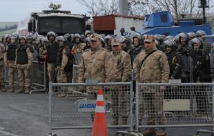 Tensions flare in courtroom as graft trial opens for İmamoğlu