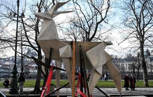 Ukraines sculpture rescued from frontline tours Europe