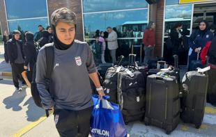 Iran womens football team arrive in Türkiye on way home