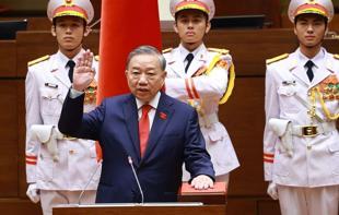 Vietnam confirms top leaders visit to China next week