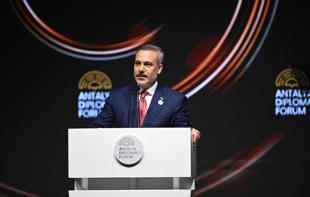 Türkiye hosts peace diplomacy, holds four-way summit in push to end Mideast war
