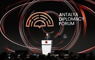 Erdoğan calls for ceasefire momentum, warns of wider conflicts in Mideast