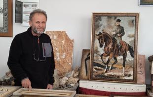 Artist transforms waste marble into artworks