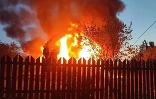 Mass Ukraine drone barrage kills 4 in Russia