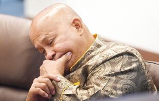 Philippines orders arrest of fugitive senator sought by ICC