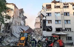 Ukrainian attack on occupied town kills 1