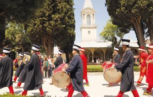 Mehter performances return to National Palaces
