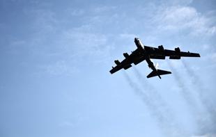 Eight dead in US bomber crash in California: military
