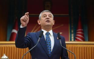 Özel vows ‘new politics’ amid CHP’s leadership crisis