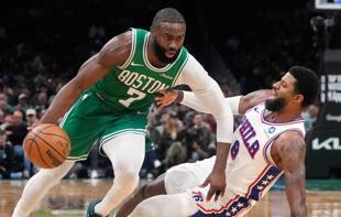 Celtics reportedly trading Brown to Sixers in NBA blockbuster