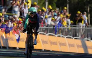 Seixas limits damage on hotly-anticipated Tour debut