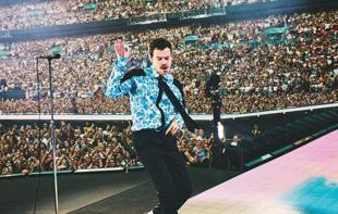 Harry Styles sets record with 12-night Wembley run