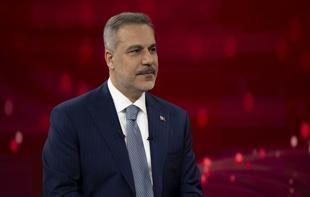 Turkish top diplomat to attend Ukraine coalition summit in Paris