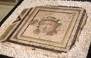 13th panel of the ‘Gypsy Girl’ mosaic returned to Türkiye