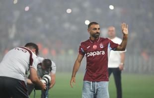Ecstatic Trabzonspor embraces Mohamed Salah
