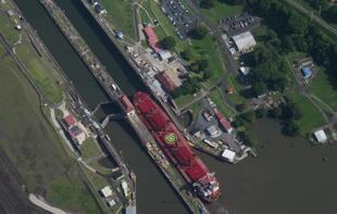 Tanker pays record $5.3 million to transit Panama Canal