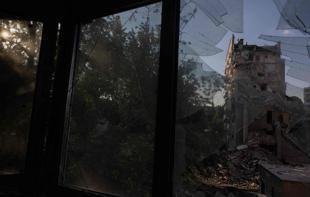 Russian strike near Kiev kills at least 27