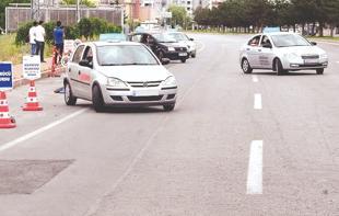 New driving exams to swap fixed routes for real traffic